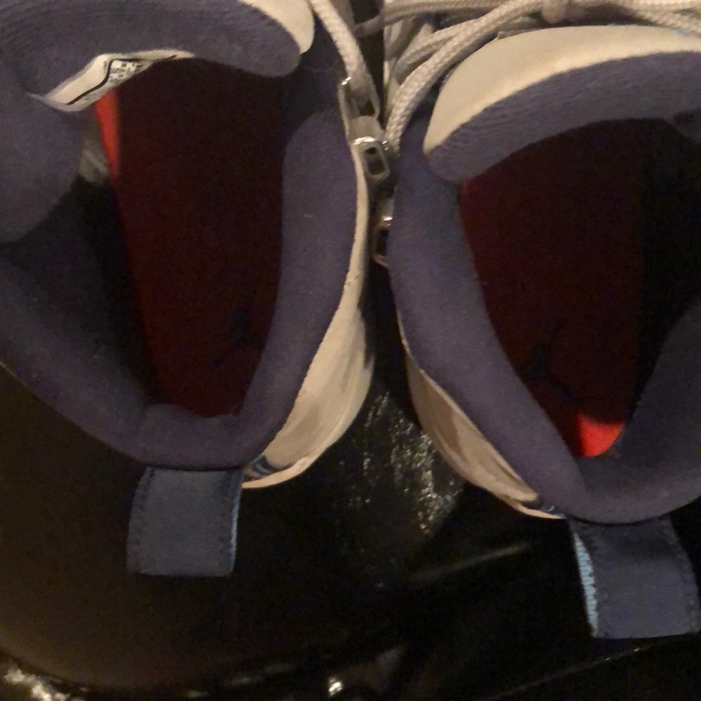 Jordan 12’s , barely worn excepting trades also - Picture 5 of 6